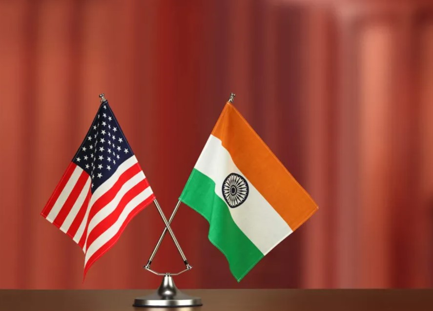 Established in 2005, the group has grown to over 30 people and has completed 900 projects